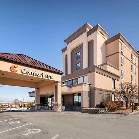 Comfort Inn Airport Manchester Esterno foto