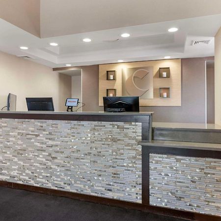Comfort Inn Airport Manchester Esterno foto