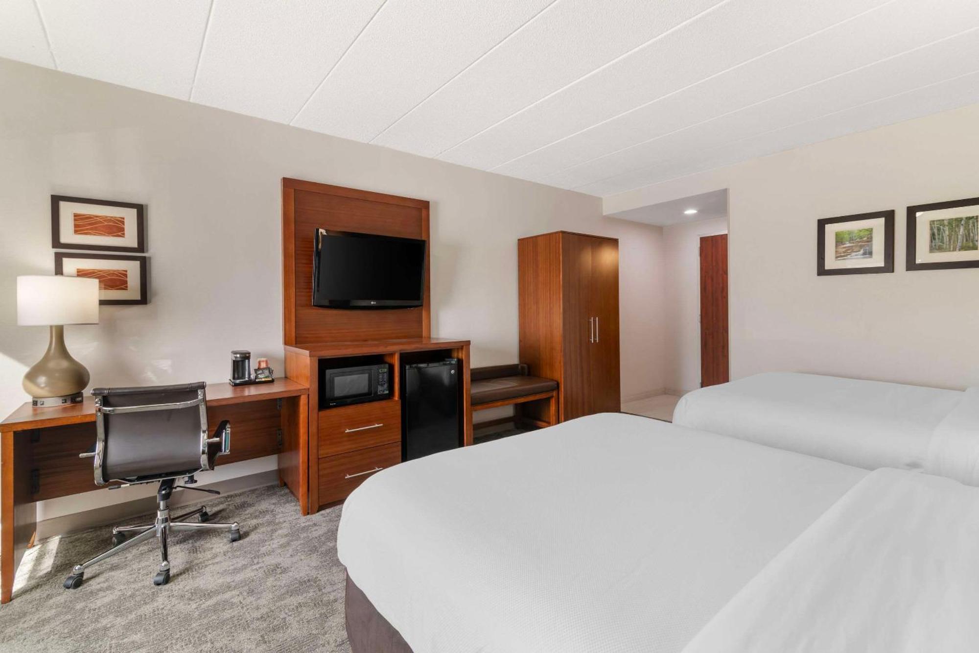 Comfort Inn Airport Manchester Esterno foto