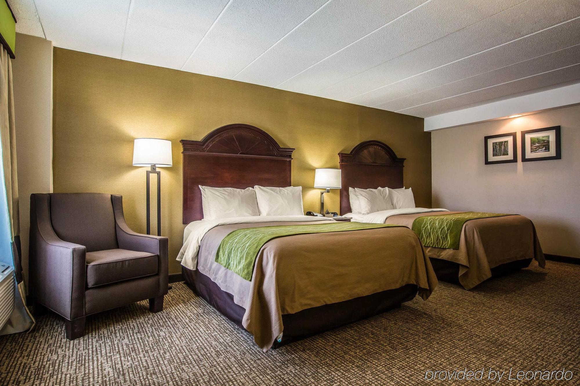 Comfort Inn Airport Manchester Esterno foto