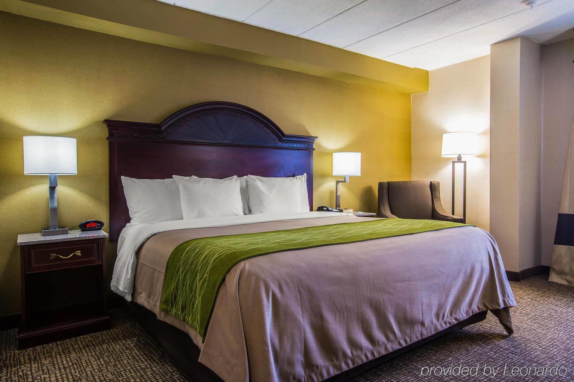 Comfort Inn Airport Manchester Esterno foto