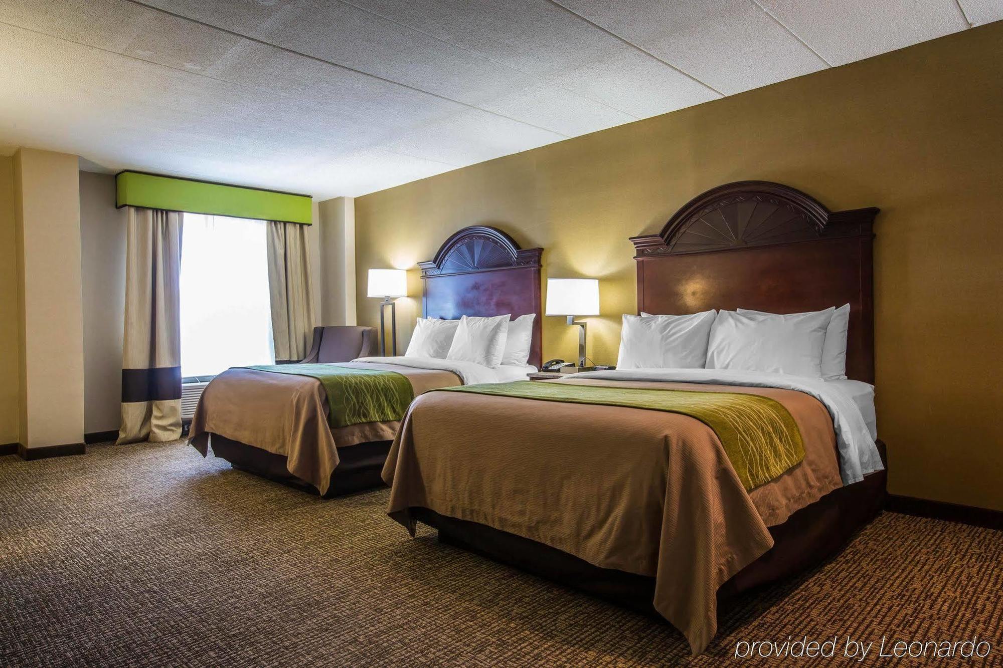 Comfort Inn Airport Manchester Esterno foto